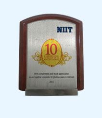 Kỷ niệm chương 10 năm hợp tác thành công cùng Học viện NIIT Ấn Độ năm 2012