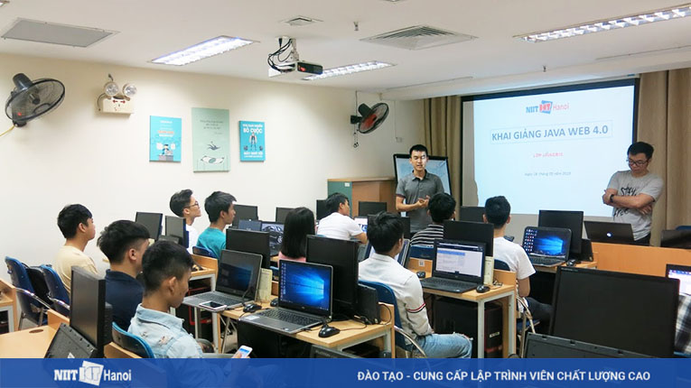 Khai giảng khóa học Java CB10 tại NIIT-ICT Hà Nội