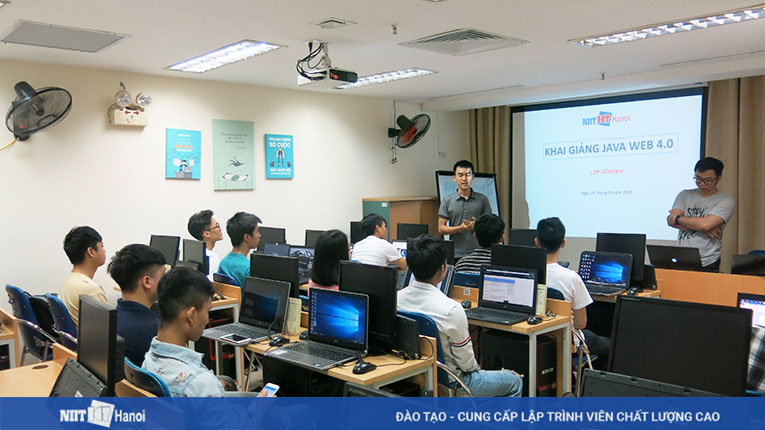  Khai giảng khóa học Java CB10 tại NIIT-ICT Hà Nội