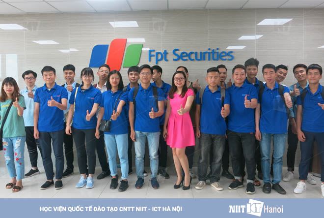 NIIT-ICT Hà Nội thường xuyên tổ chức các buổi tham quan doanh nghiệp dành cho các bạn học viên