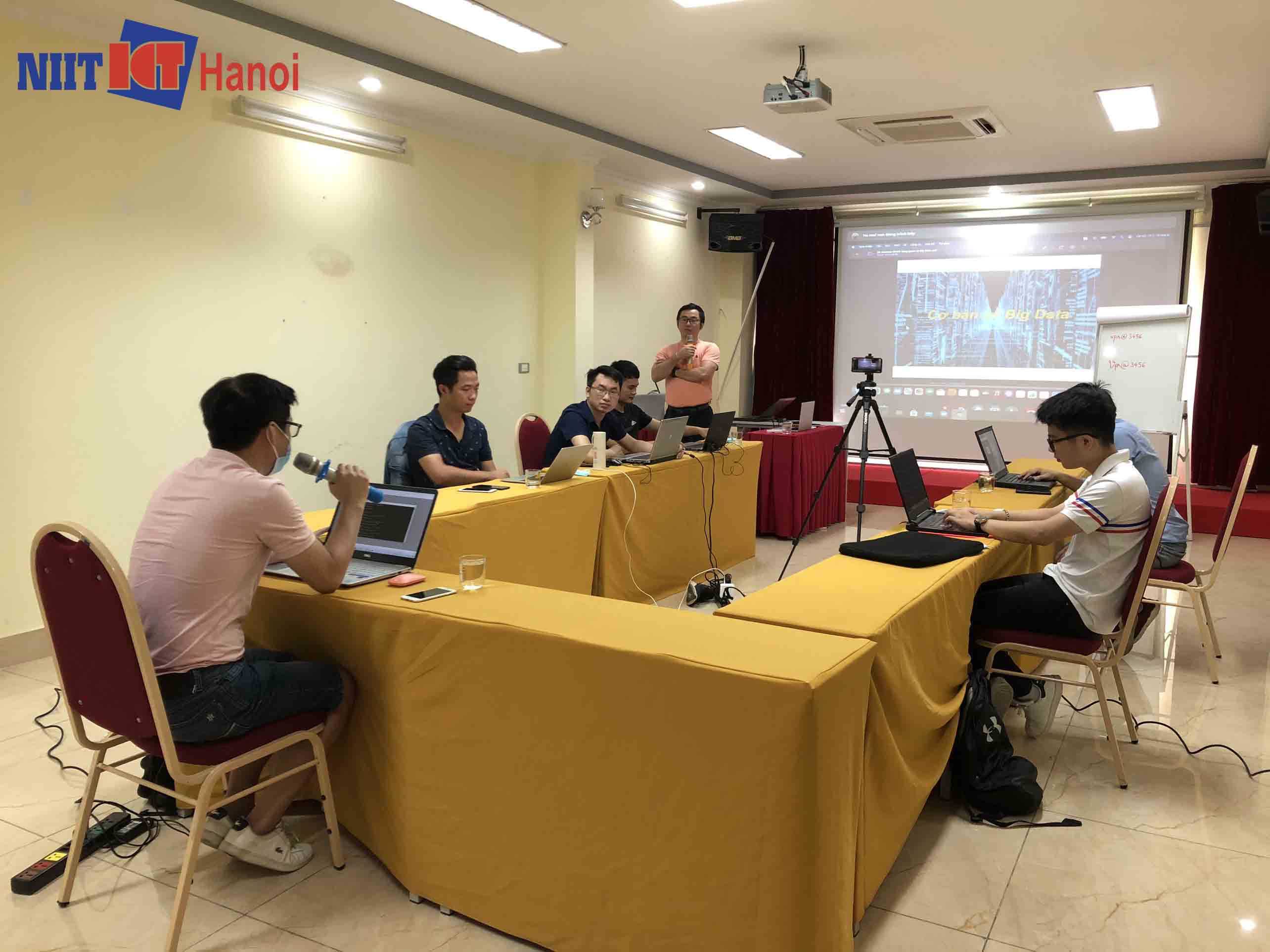 ICT Hà Nội khai giảng khóa học Big Data với Hadoop và Spark tại Hà Nội