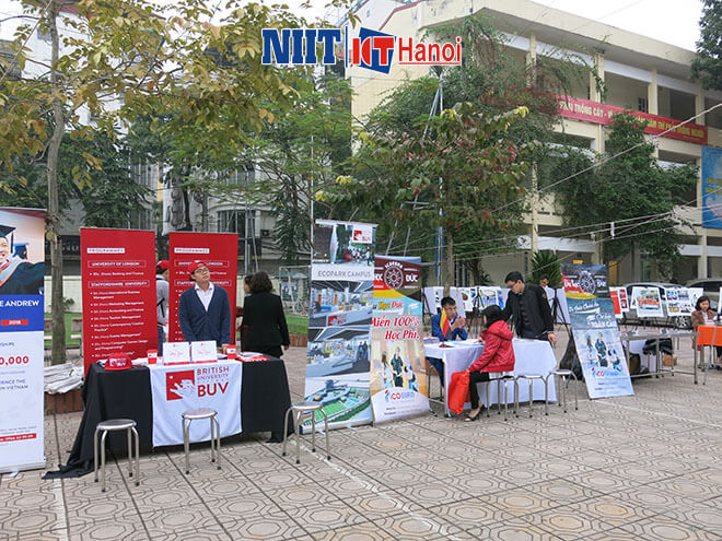 NIIT-ICT Hà Nội tham gia đồng hành cùng Ngày hội CNTT tại THPT Phan Huy Chú-7