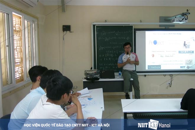 NIIT - ICT Hà Nội tham dự ngày hội hướng nghiệp tại trường ĐH Khoa học tự nhiên 8