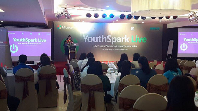 NIIT-ICT tham gia YouthSpark Live 2018 tại Hà Nội, ngày hội mang lại niềm cảm hứng sáng tạo bất tận cho những bạn trẻ đam mê công nghệ!-2