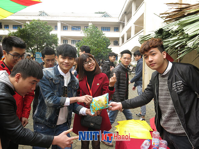 NIIT-ICT Hà Nội tham gia chương trình Kỷ niệm 20 năm ngày thành lập trường THPT Phương Nam-9